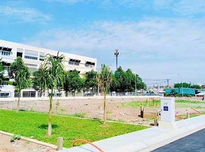 Hình ảnh Hàng ngộp hẻm xe hơi Hồ Bá Phấn,Phước Long A,Quận 9 , giá 2tỷ3/78m2