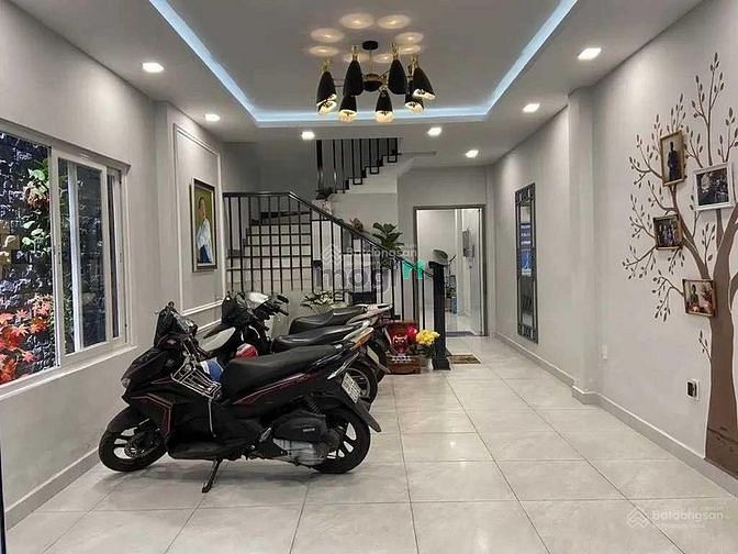Hình ảnh Bán nhà HXH đường Trần Bình Trọng, Phường 5, Bình Thạnh,giá2tỷ4/80m2