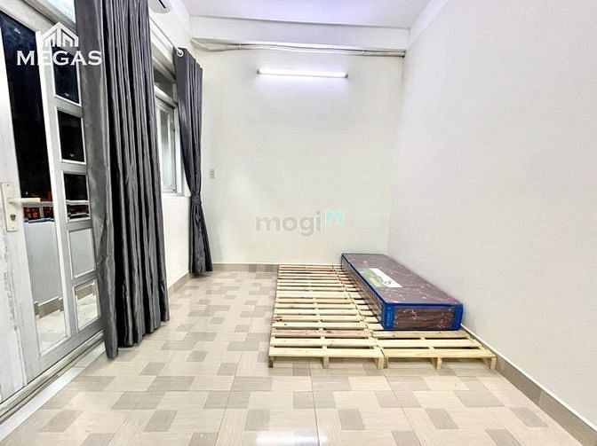 Hình ảnh Căn Hộ Full Nt Quận 1 - Gần CV Lê Văn Tám - Kế cầu bông
