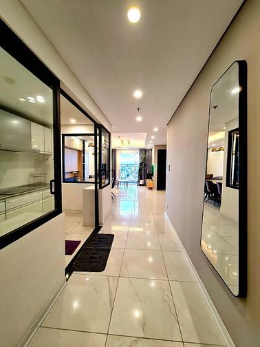 Hình ảnh Thuê Căn Hộ 3PN Đủ Nội Thất Giữa Lòng Thủ Đô & Bể Bơi & Gym Thoáng Đã