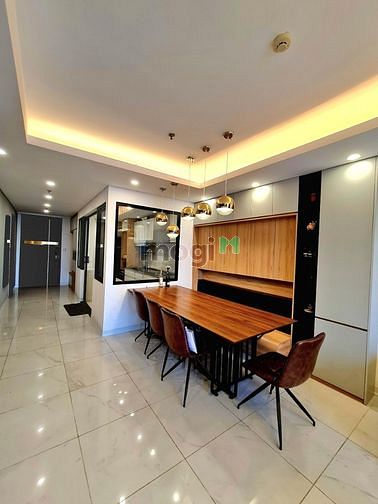 Hình ảnh Thuê Căn Hộ 3PN Đủ Nội Thất Giữa Lòng Thủ Đô & Bể Bơi & Gym Thoáng Đã