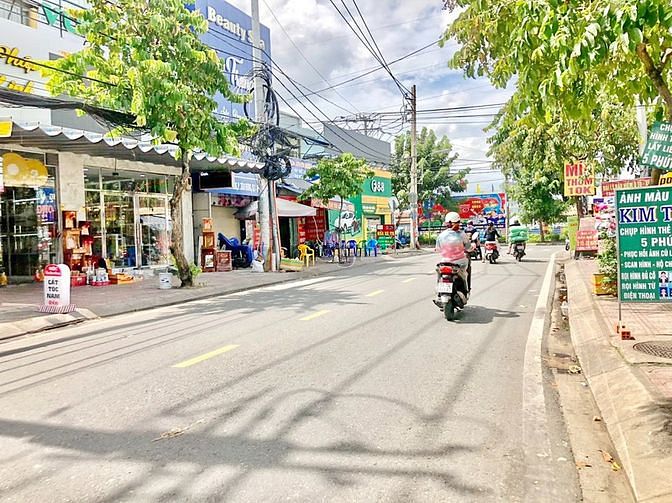 Hình ảnh Cho thuê nhà mặt tiền 14 Lê Văn Lương Quận 7