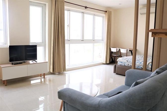 Hình ảnh Studio Cửa Sổ Lớn Full NT_Gần Nhà Hát Hoà Bình, CV Tao Đàn