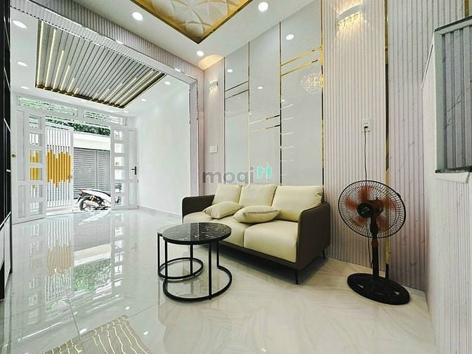 Hình ảnh Nhà Chuyên Dùng 9 như hình Quận 7