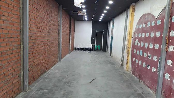 Hình ảnh Cho thuê nhà mặt đường Nguyễn Trãi, DT 100m2