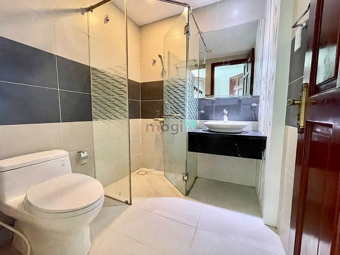 Hình ảnh Cho Thuê 2PN Nguyễn Bỉnh Khiêm Quận 1