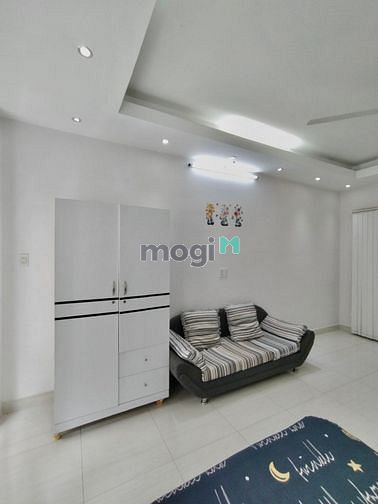 Hình ảnh Cho Thuê Căn Hộ Full nội thất - Ban công Quận 3 - Gần cầu Lê Văn Sỹ