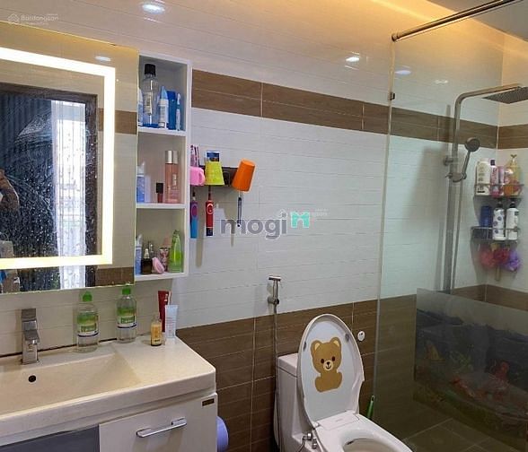 Hình ảnh CC Cho thuê MTKD 10M CMT8 Tân Bình, 3 lầu, 350m2 SD, KD tự do