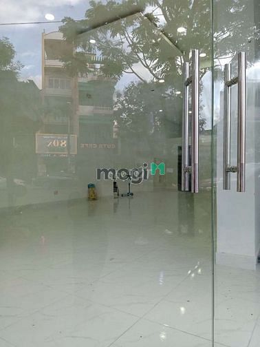 Hình ảnh Cho thuê mặt bằng Nguyễn Cư Trinh Q1
