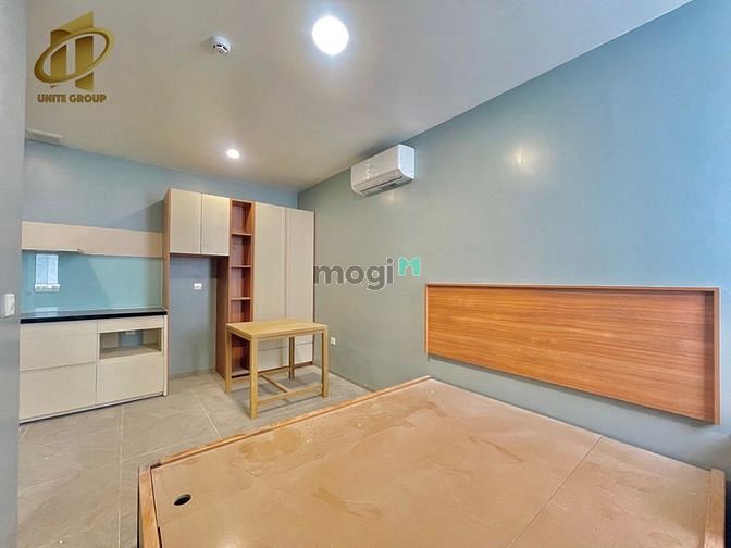 Hình ảnh CHDV STUDIO-1PN mới Nội Thất cơ bản - Cửa Sổ Lớn Ban Công ngay Q7