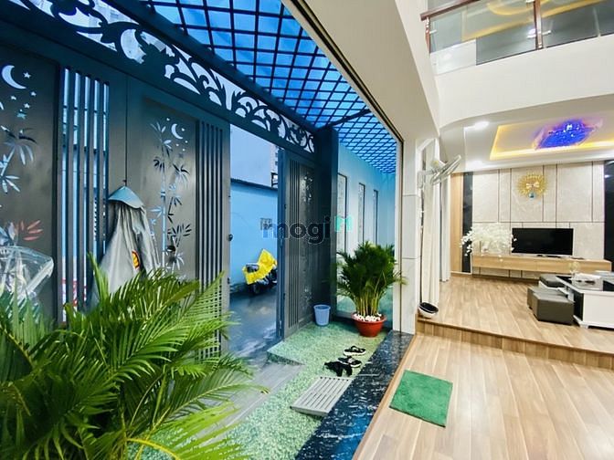 Hình ảnh Bán gấp nhà Trần Quang Diệu. Quận 3 HXH.