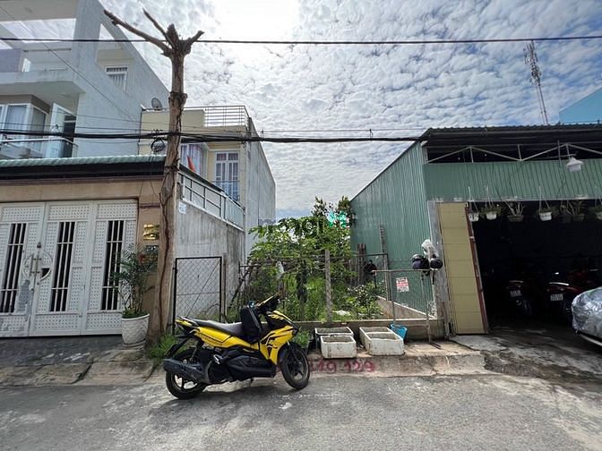 Hình ảnh Bán đất nền dự án khu vực Vườn Lài,Phú Thọ Hoà,Tân Phú,80m2,giá 2tỷ8.