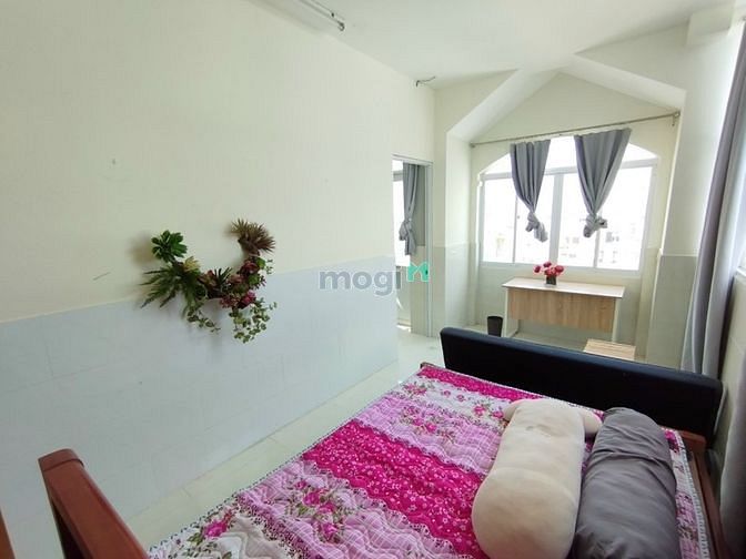 Hình ảnh Căn Hộ Dịch Vụ Có Ban Công Tách Bếp Giá Cực Ưu Đãi Quận 7