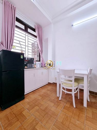 Hình ảnh Phòng bancol rộng, thoáng ở quận 3 Lê Văn Sỹ
