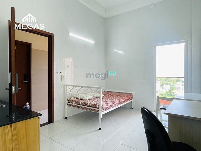 Hình ảnh Studio ban công sắp trống ngay gần cao đẳng công thương