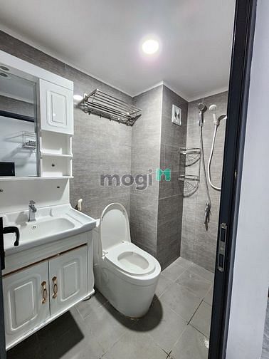 Hình ảnh Duplex full nội thất mặt tiền Lâm Văn Bền Q7