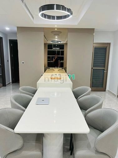 Hình ảnh Bán Midtown 122m2, full nội thất phú mỹ hưng, q.7