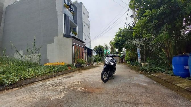 Hình ảnh Bán đất hẻm xe hơi đường số 182  P tăng nhơn phú A.Q9