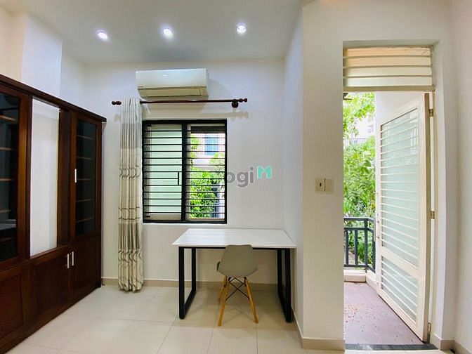 Hình ảnh Mb6623 nạp rút nhanh chóng dịch vụ dạng studio ban công cửa sổ gần sân bay tân sơn nhất