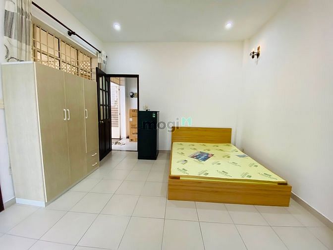 Hình ảnh Mb6623 nạp rút nhanh chóng dịch vụ dạng studio ban công cửa sổ gần sân bay tân sơn nhất