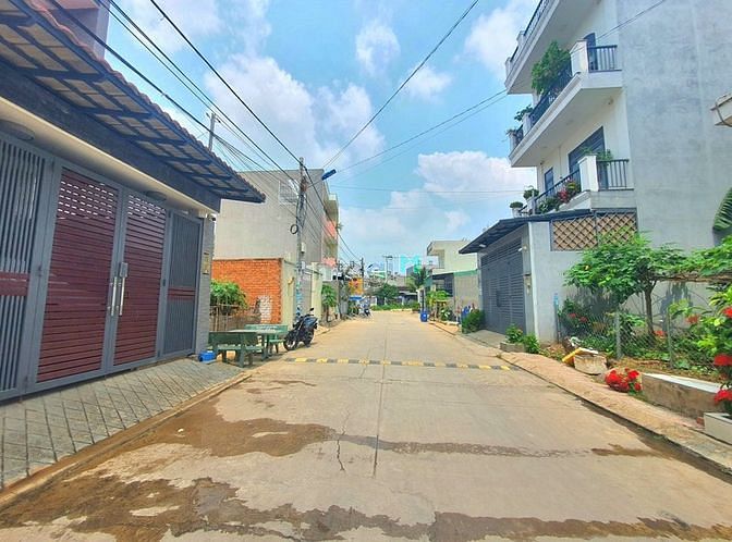 Hình ảnh Bán Lô Đất 103,4m2 Hẻm 175 Đường Số 2 Đình Phong Phú,P.Tăng Nhơn Phú B
