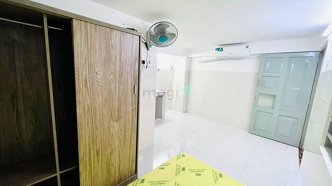 Hình ảnh Siêu phẩm duplex có ban công gần đại học công nghiệp tphcm