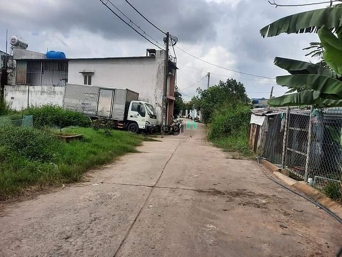Hình ảnh Bán 1200m đất thổ cư, Lê Thị Riêng, Thới An, quận 12 chỉ 20tr.m