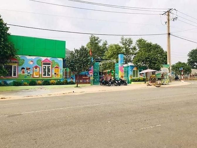 Hình ảnh Cần bán miếng đất 210m2, ngay trung tâm hành chính Bình Dương, SHR