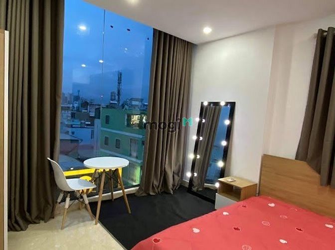 Hình ảnh Cho thuê studio có ban công full nội thất ganf ĐH luật quận 4