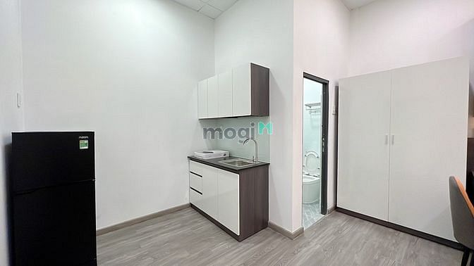 Hình ảnh Studio cửa sổ thoáng thiết kế hiện đại full nội thất