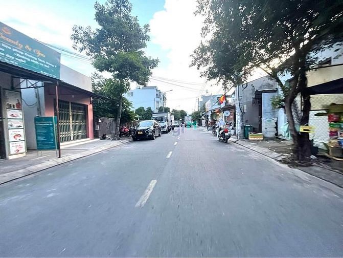Hình ảnh Sang tên đất MT Đ.Đặng Văn Ngữ, Quận Phú Nhuận, DT: 90m2 Giá 2 tỷ 300