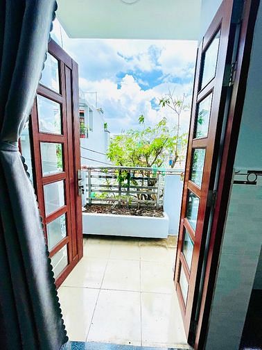 Hình ảnh Mb6623 nạp rút nhanh chóng dịch vụ dạng studio có ban công lớn gần sân bay tân sơn nhất
