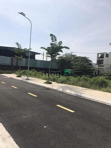 Hình ảnh Thanh lí 30 lô đất ngay Nguyễn Quý Cảnh, Quận 2, 80m2, sổ hồng riêng