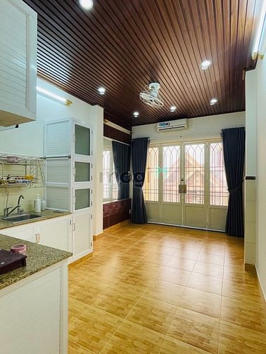 Hình ảnh Cho Thuê Nhà Hẻm Xe Tải Hẻm 68 Út Tịch, Phường 4, Tân Bình