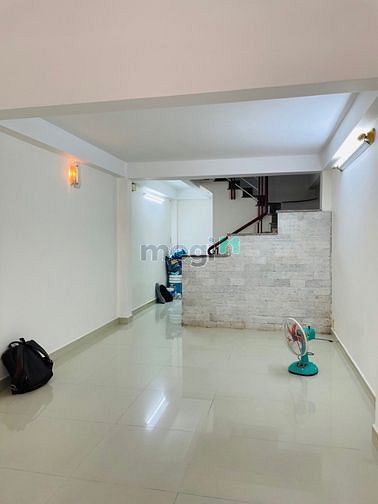 Hình ảnh Cho Thuê Nhà Hẻm Xe Tải Hẻm 68 Út Tịch, Phường 4, Tân Bình