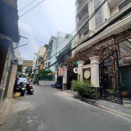 Hình ảnh Cho Thuê Nhà Hẻm Xe Tải Hẻm 68 Út Tịch, Phường 4, Tân Bình