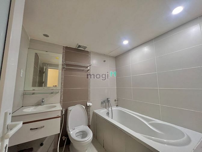 Hình ảnh 🥇 Căn Hộ 2PN Cao Cấp 70m2 - Gần Chợ Tân Định Quận 1