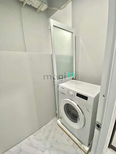 Hình ảnh Căn Hộ 1PN Ban Công Máy Giặt Riêng Cống Quỳnh _Quận 1