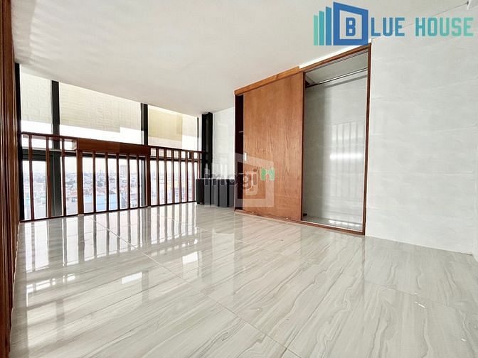 Hình ảnh CHDV Duplex full nt gỗ cửa kính lớn ngay AEON MALL