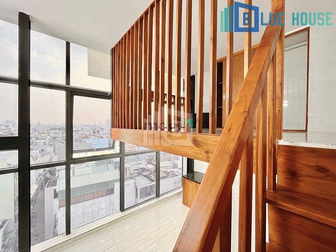 Hình ảnh CHDV Duplex full nt gỗ cửa kính lớn ngay AEON MALL