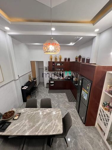 Hình ảnh Nhà mặt tiền - ô tô đỗ cửa - 54m2 - chỉ 5.65 tỷ.