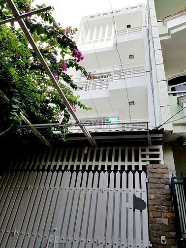 Hình ảnh Nhà Phan Huy Ích, Phường 14, Gò Vấp.