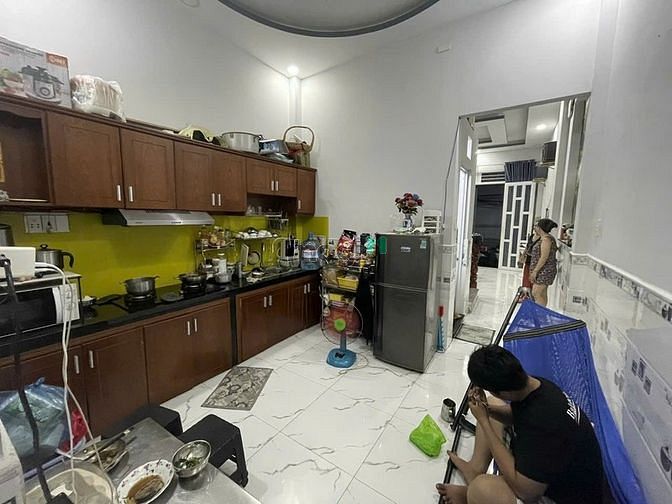Hình ảnh Nhà gần 100m2 - 1 lầu - 3PN - 2WC - giá chỉ 4.9 tỷ.