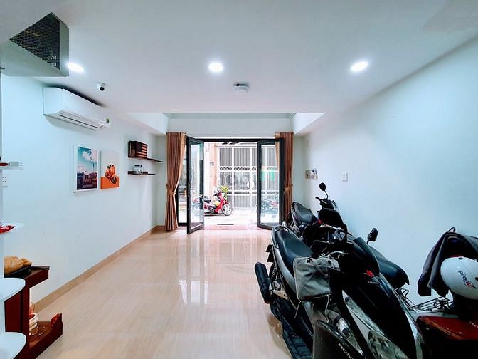 Hình ảnh Studio cửa sổ lớn Nguyễn Trãi Q1 gần sát bên ĐH Hoa Sen, CV 23/9