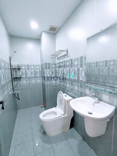 Hình ảnh Studio cửa sổ lớn Nguyễn Trãi Q1 gần sát bên ĐH Hoa Sen, CV 23/9