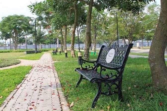 Hình ảnh Bán đất dự án Sadeco ven sông,Tân Phong Q 7,Giá 2tỷ350/90m2 sổ riêng