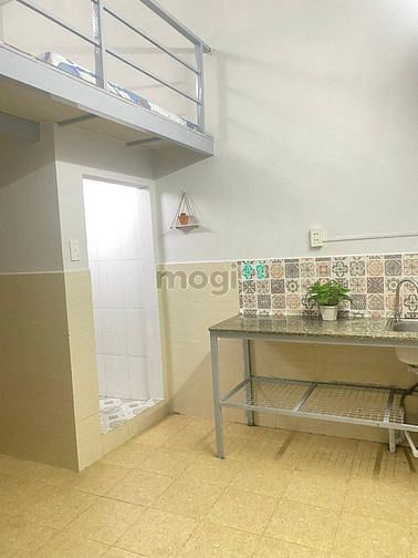 Hình ảnh Cho thuê phòng Duplex thoáng cao gần ĐH Hutech