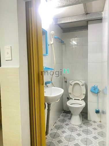Hình ảnh Cho thuê phòng Duplex thoáng cao gần ĐH Hutech