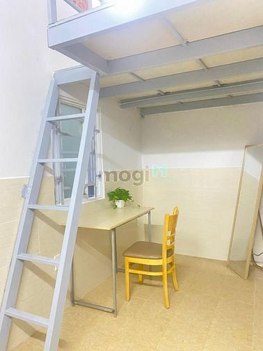 Hình ảnh Cho thuê phòng Duplex thoáng cao gần ĐH Hutech
