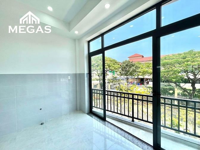 Hình ảnh Cho thuê CHDV dạng studio nằm ngay ĐH Kinh Tế Luật
